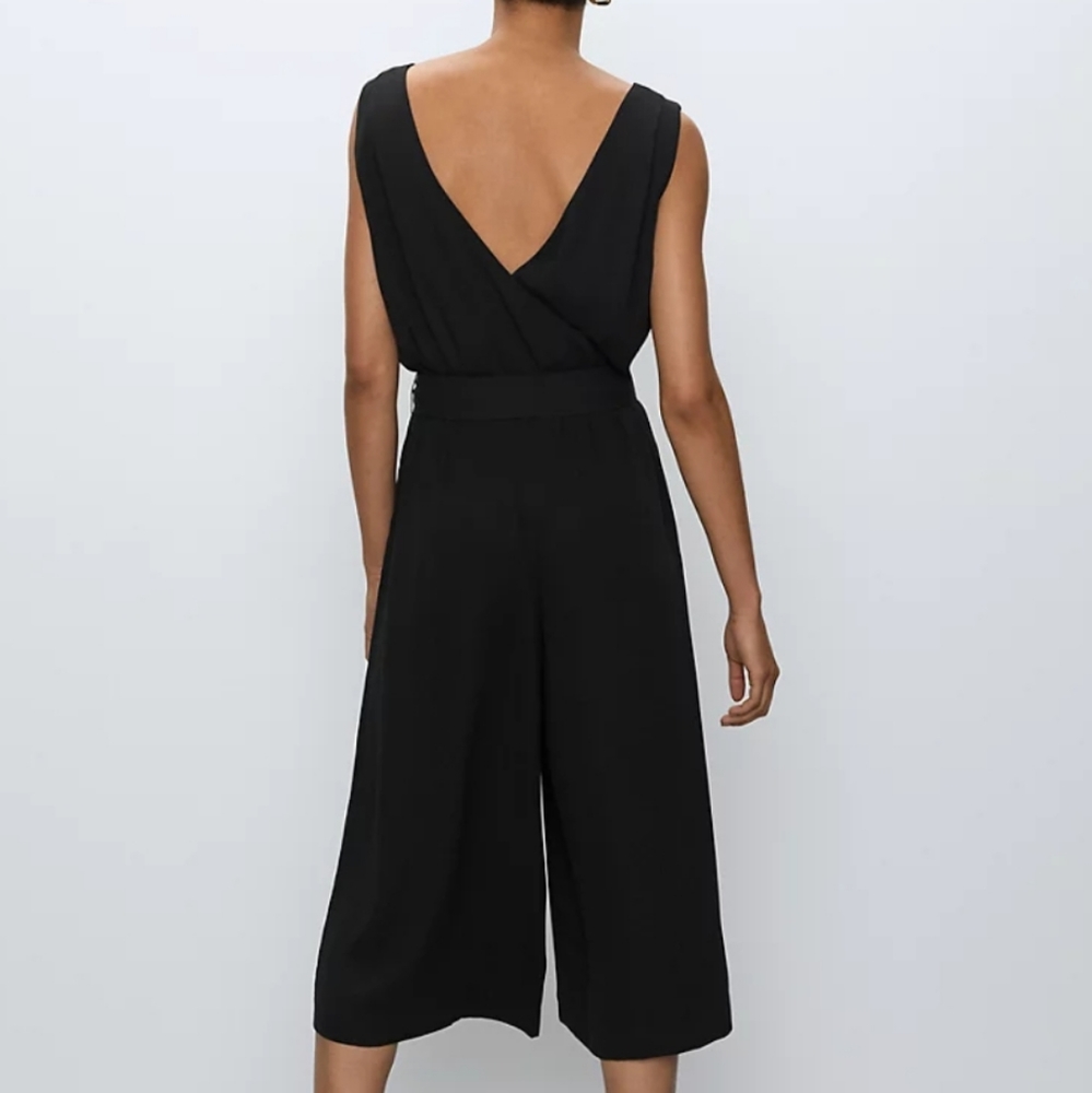 Babaton Maximillian Jumpsuit - Picture 4 of 13